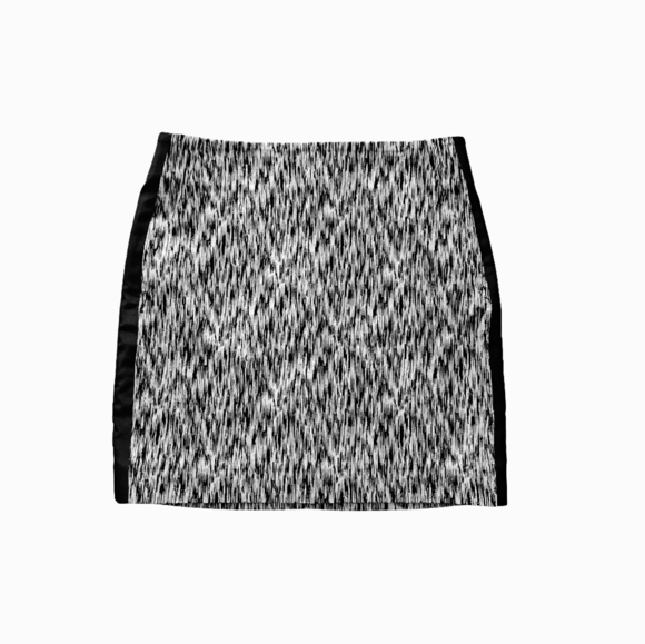 Sandro Paris Black/Cream Mini Skirt Silk Side Stripes Size Small (1) - Picture 1 of 7